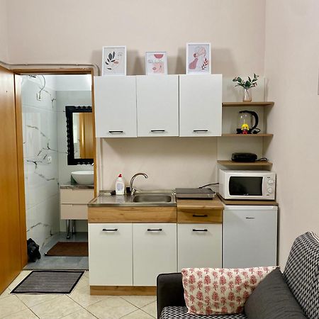 Dori'S Wilson Studio At Blloku Neighborhood Tiran Dış mekan fotoğraf