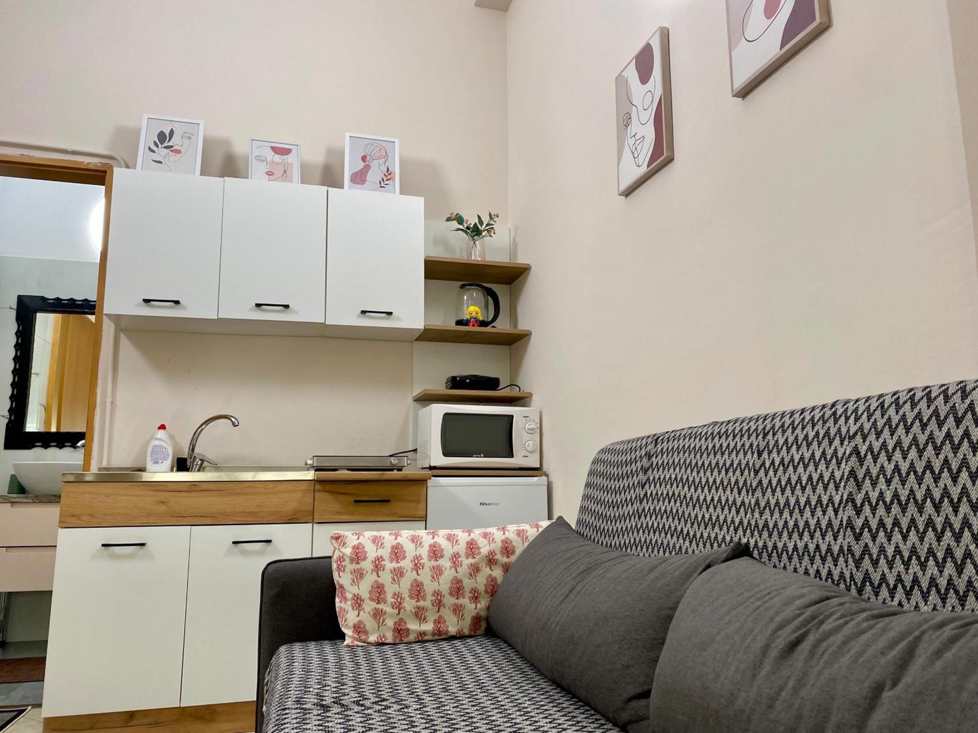 Dori'S Wilson Studio At Blloku Neighborhood Tiran Dış mekan fotoğraf